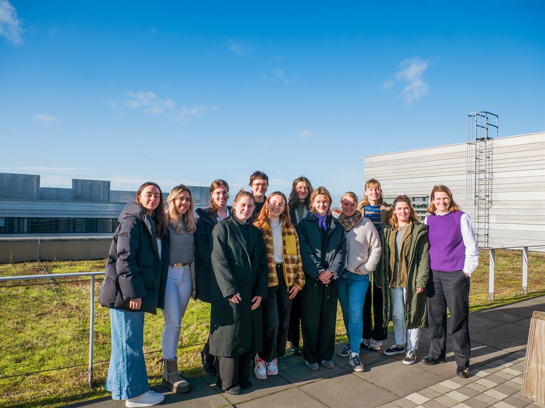 Das Bild zeigt die acht Teams der Förderung EXIST-Women.